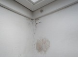Humidité qui ressort sur le mur de la chambre